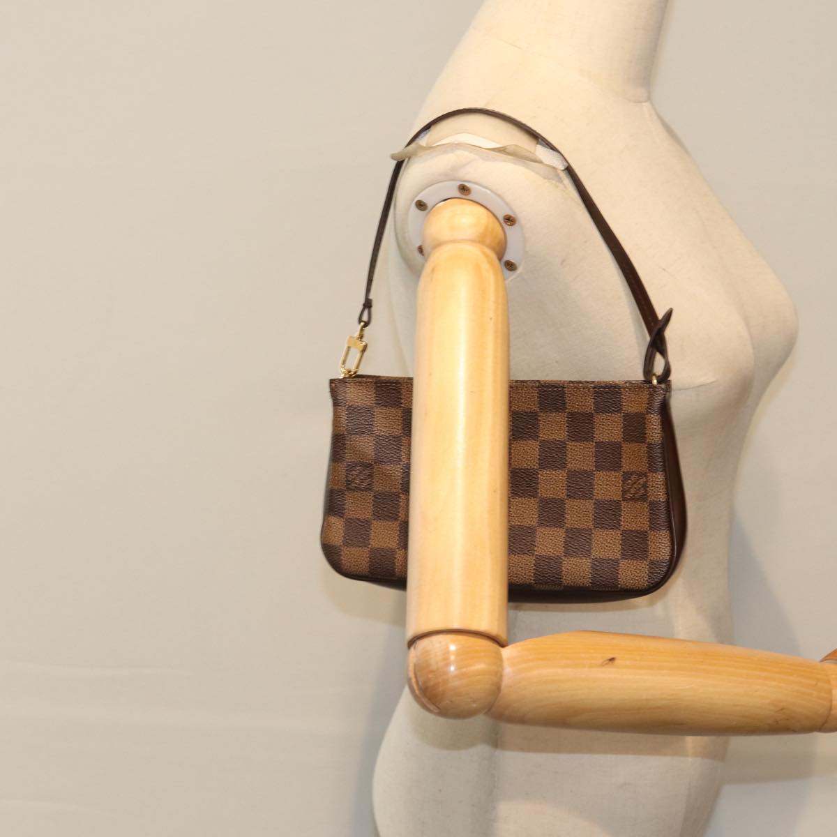 LOUIS VUITTON Damier Ebene Navona Accessory Pouch N51983 LV yk14752A