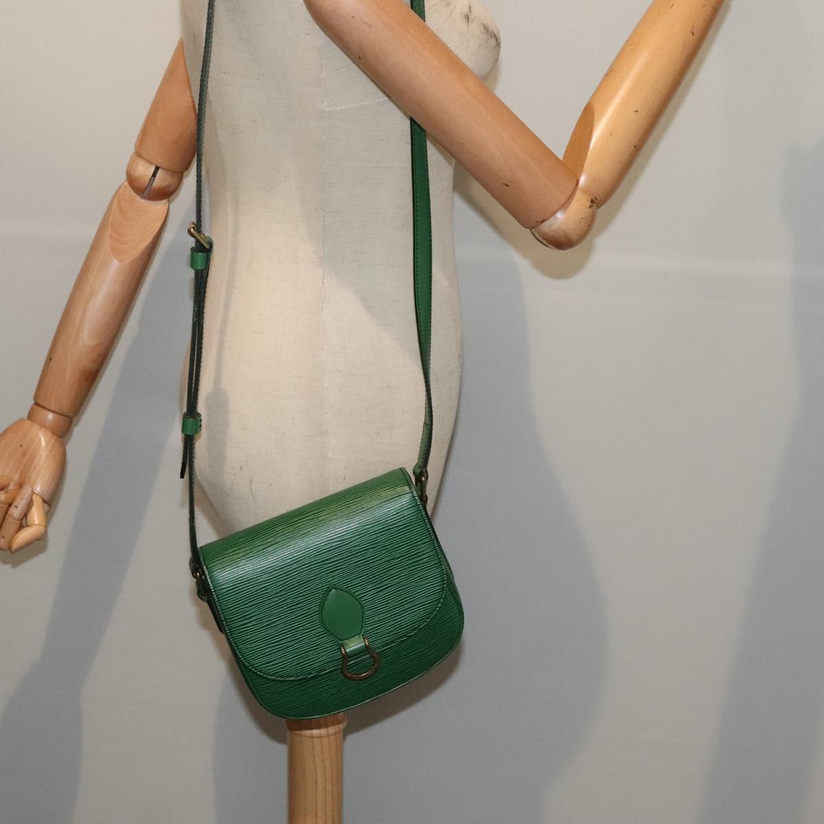 LOUIS VUITTON Epi Saint Cloud PM Shoulder Bag Green M52214 LV yk14753