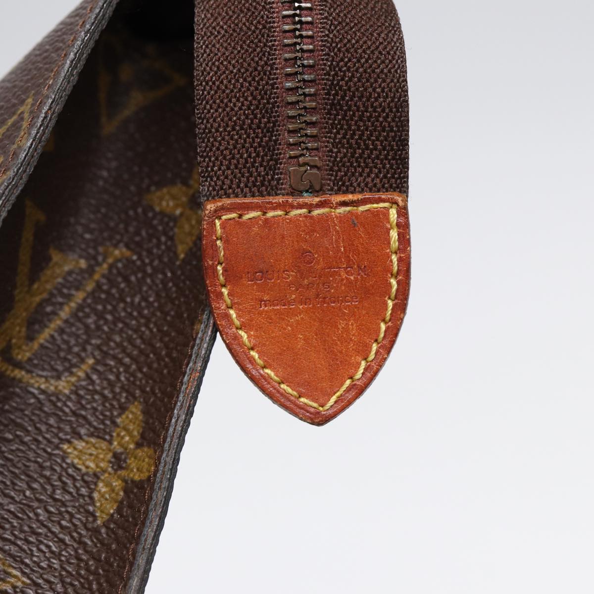 LOUIS VUITTON Monogram Poche Toilette 26 Pouch M47542 LV yk14833