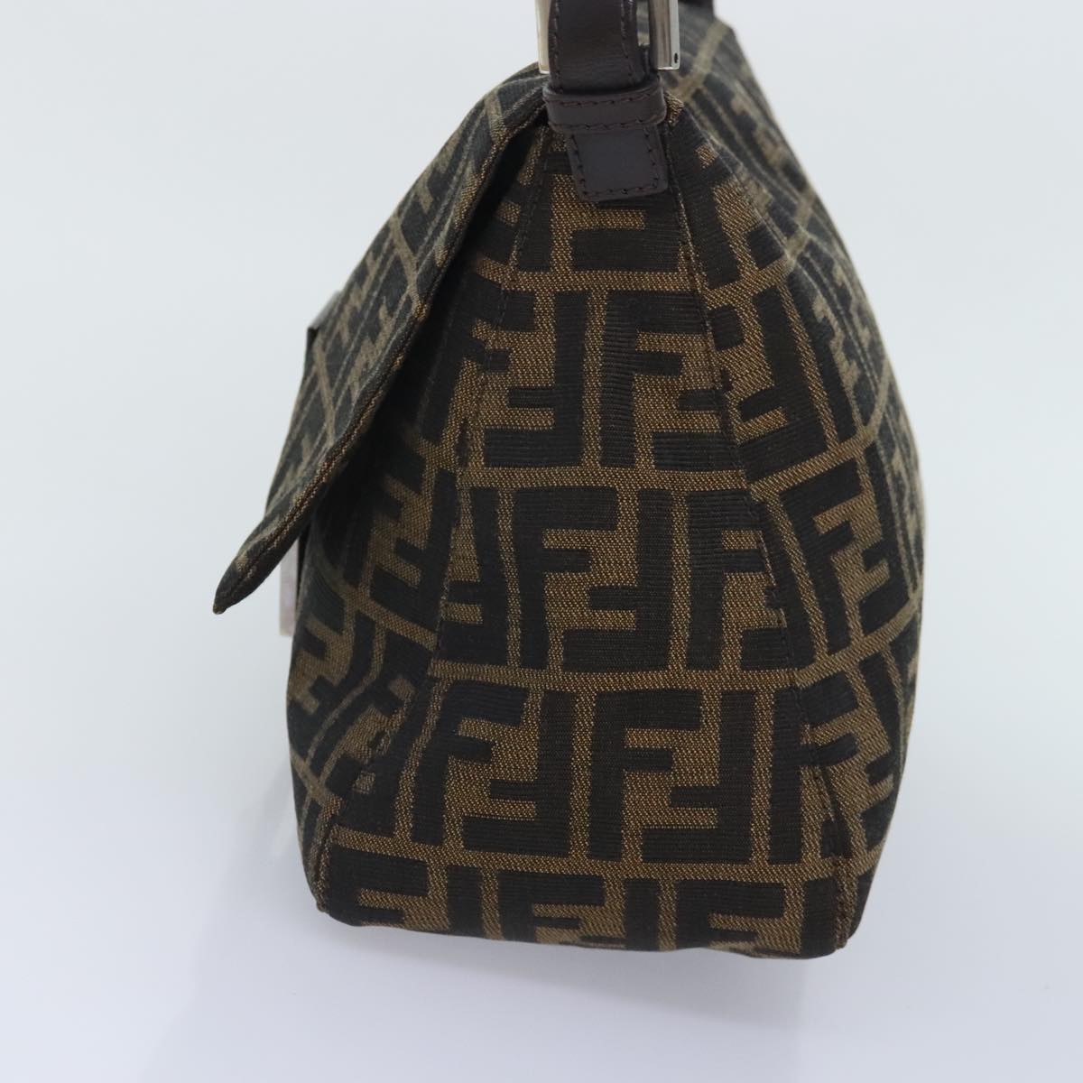 Luxury Fendi Zucca Canvas Mamma Baguette Shoulder Bag Brown Black Silveryk15310A