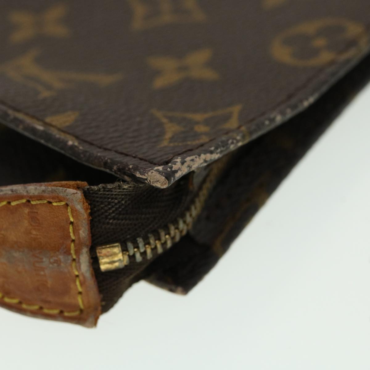 LOUIS VUITTON Monogram Bucket GM Accessory Pouch LV yk5330B