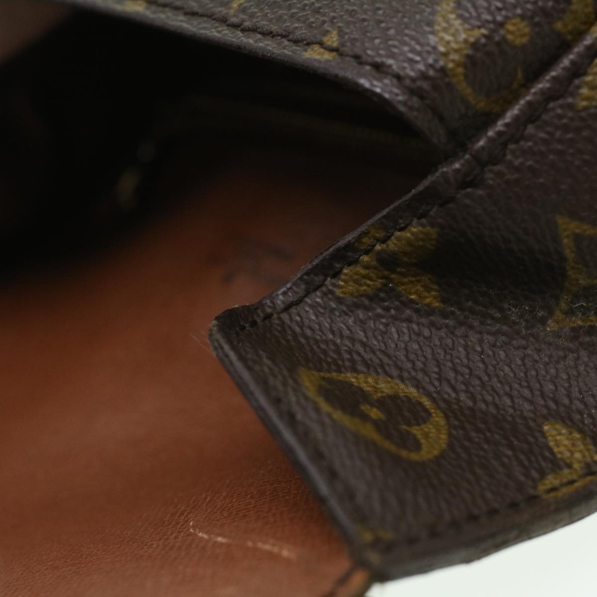 LOUIS VUITTON Monogram Saint Cloud MM Shoulder Bag M51243 LV yk5585B