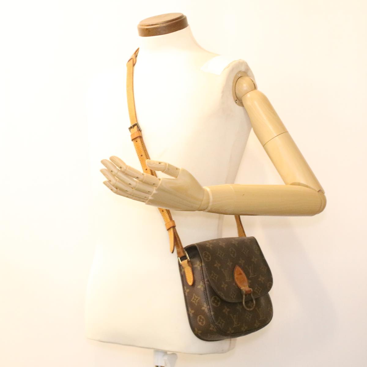 LOUIS VUITTON Monogram Saint Cloud MM Shoulder Bag M51243 LV yk5585B