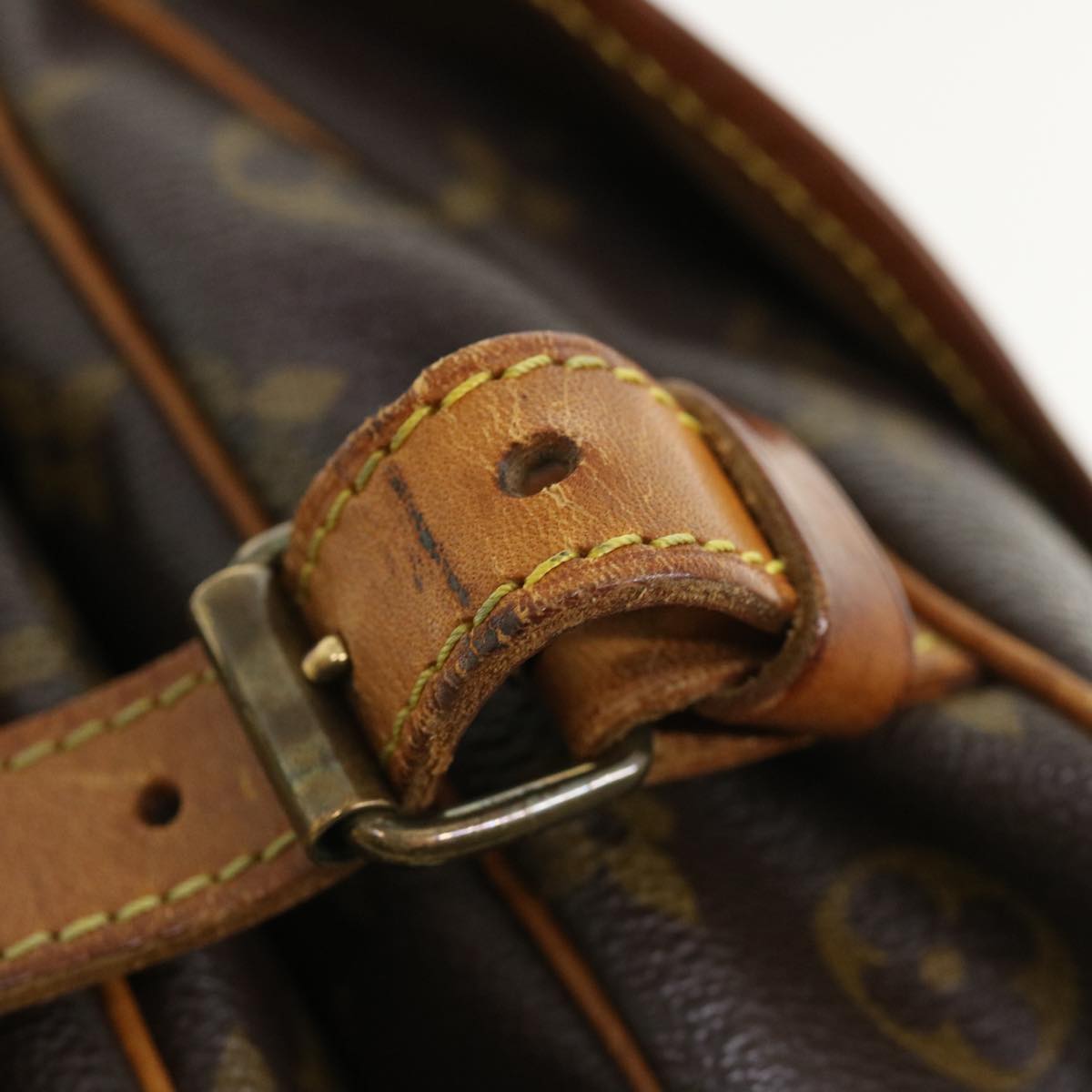 LOUIS VUITTON Monogram Saumur 30 Shoulder Bag M42256 LV yk5656