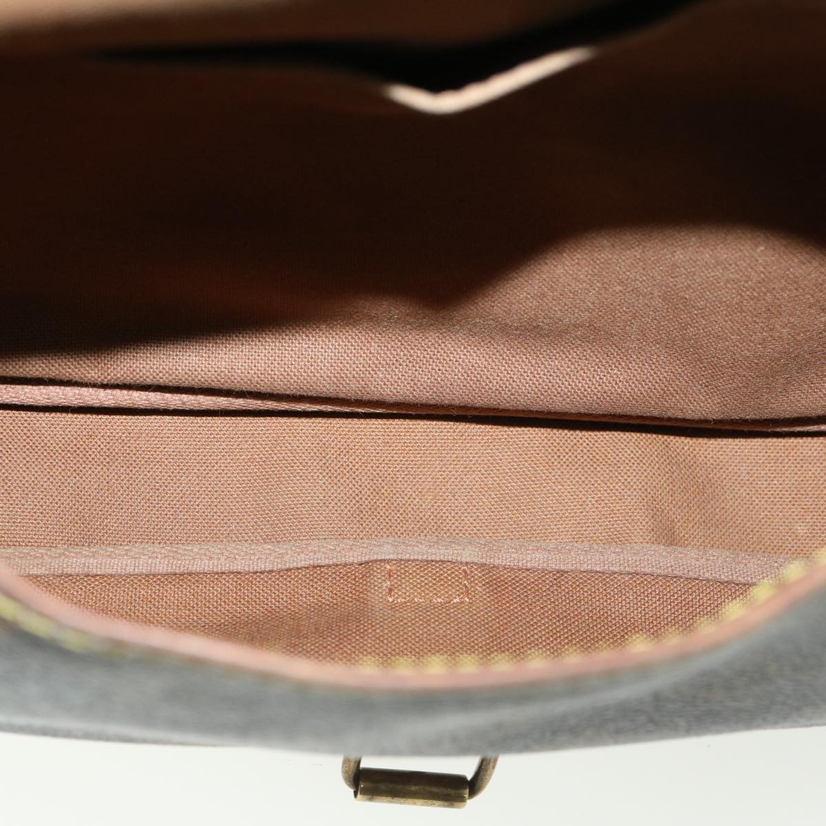 LOUIS VUITTON Monogram Saumur 30 Shoulder Bag M42256 LV yk5656