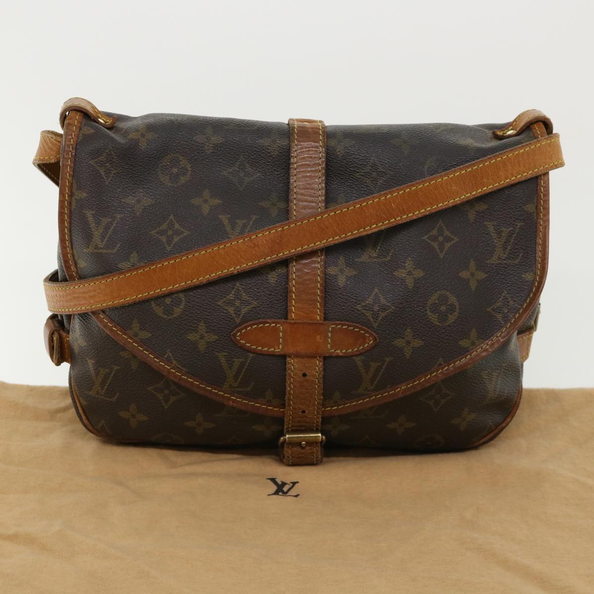 LOUIS VUITTON Monogram Saumur 30 Shoulder Bag M42256 LV yk5656