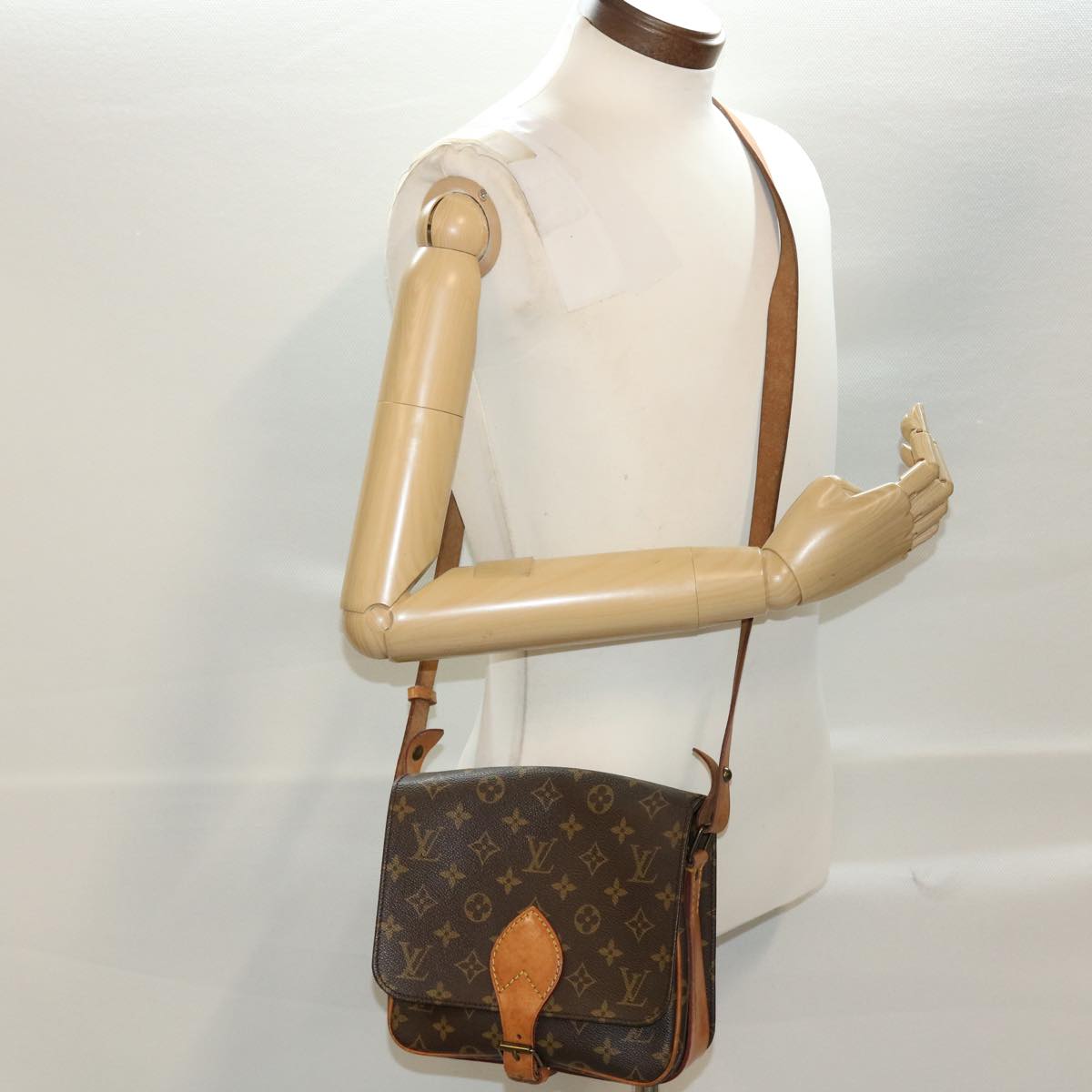 LOUIS VUITTON Monogram Cartouchiere MM Shoulder Bag M51253 LV yk7335