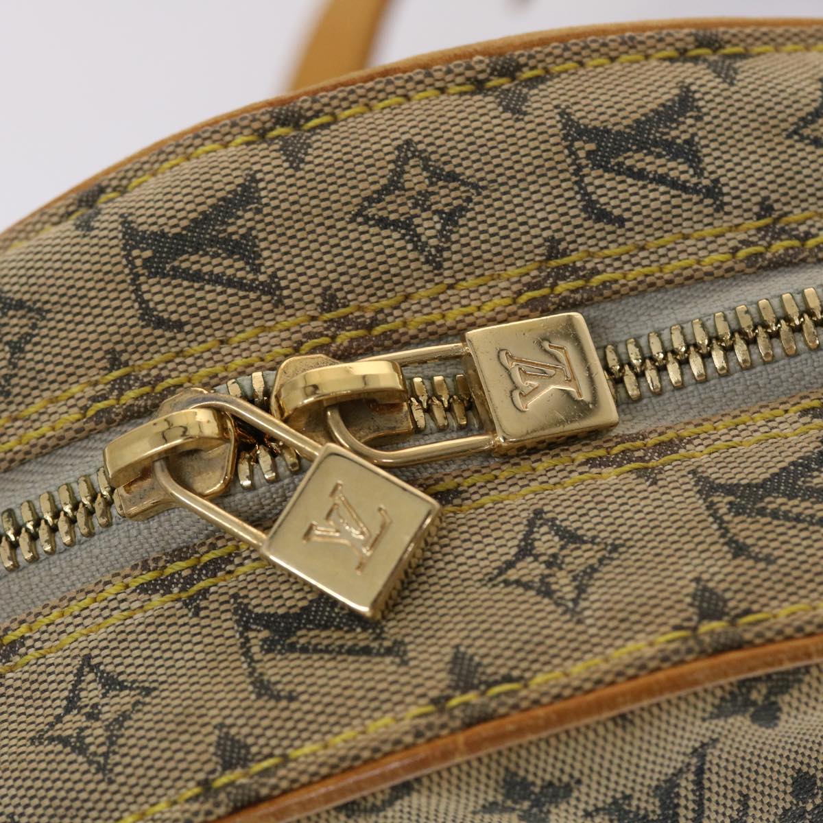 LOUIS VUITTON Monogram Mini Jeanne GM Shoulder Bag Blue M92000 LV yk7430