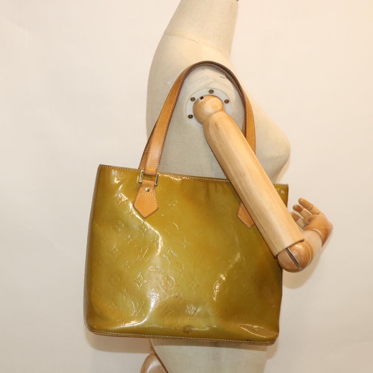 LOUIS VUITTON Monogram Vernis Houston Hand Bag Baby Blue M91005 LV yk8778
