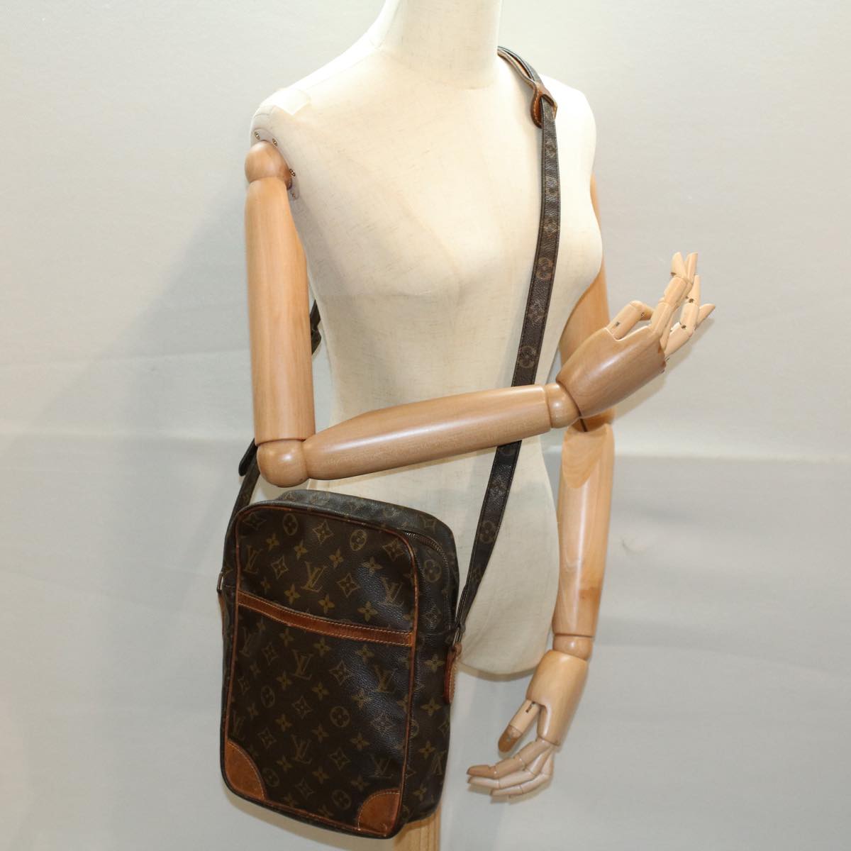 LOUIS VUITTON Monogram Danube MM Shoulder Bag M45264 LV yk8805