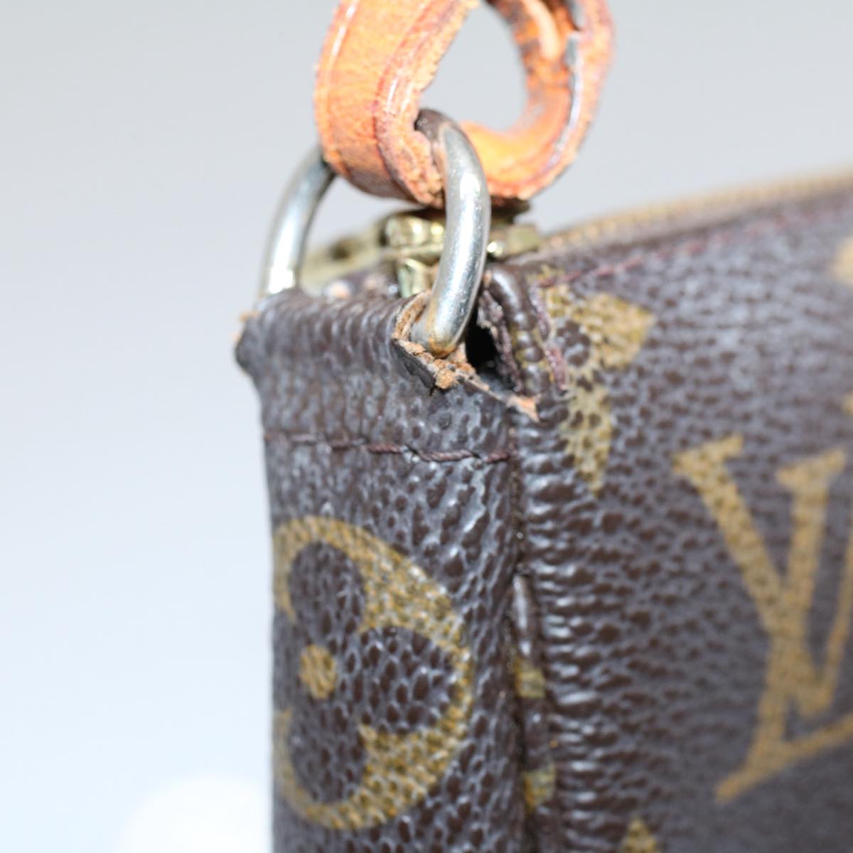 LOUIS VUITTON Monogram Pochette Accessoires Pouch M51980 LV yk8849