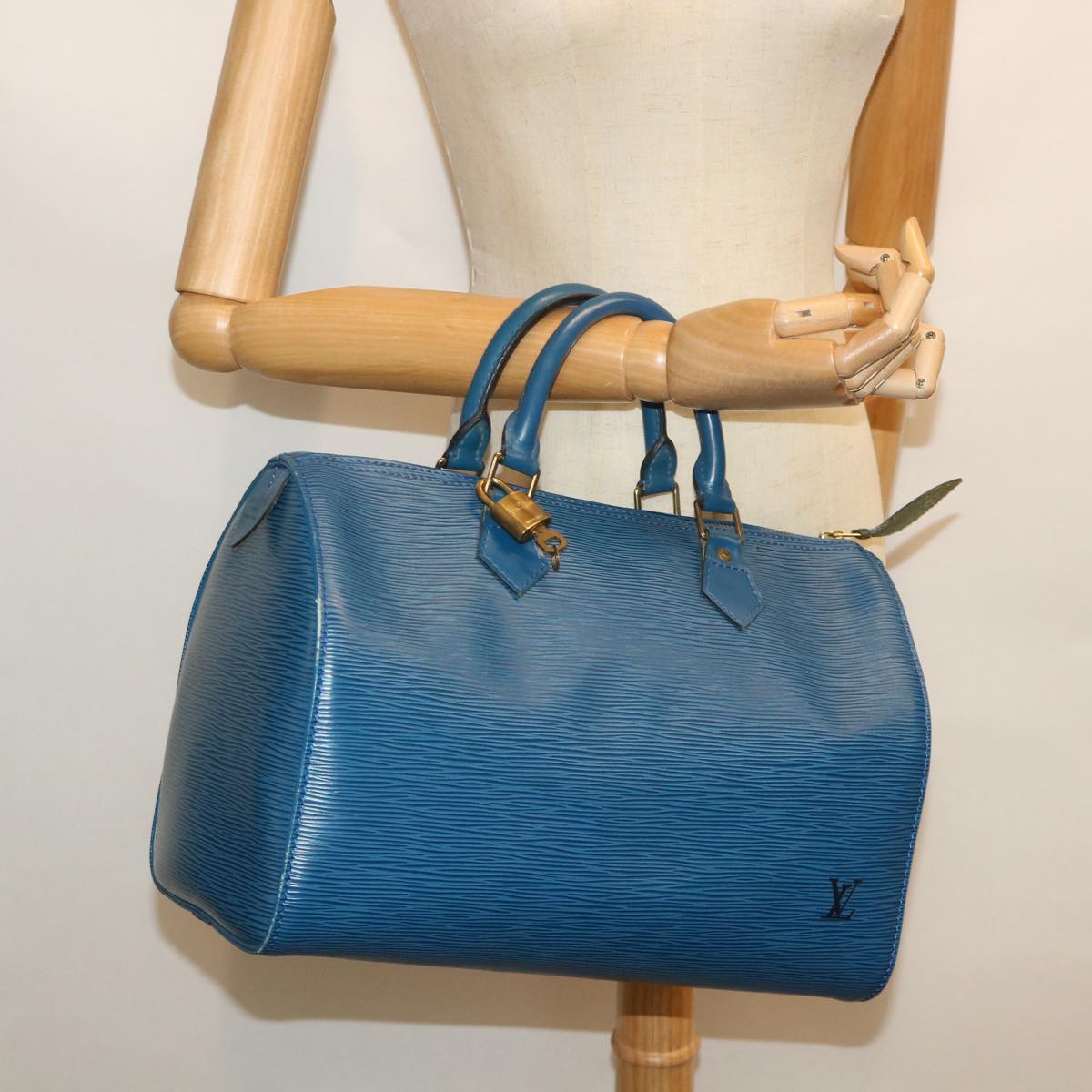 LOUIS VUITTON Epi Speedy 30 Hand Bag Toledo Blue M43005 LV yk8856
