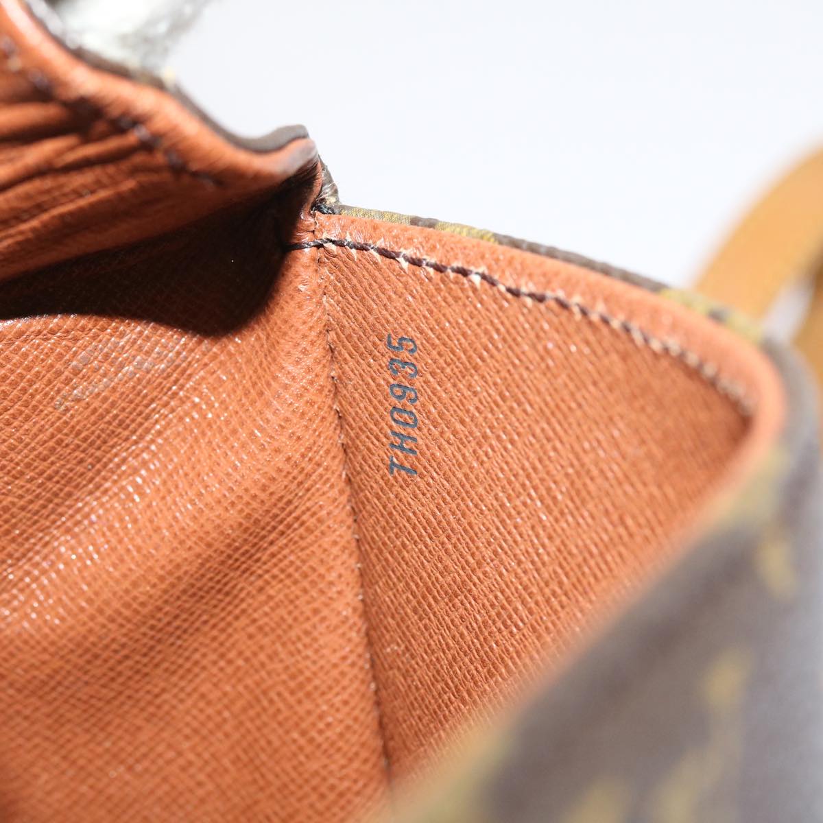 LOUIS VUITTON Monogram Saint Cloud GM Shoulder Bag M51242 LV yk8877