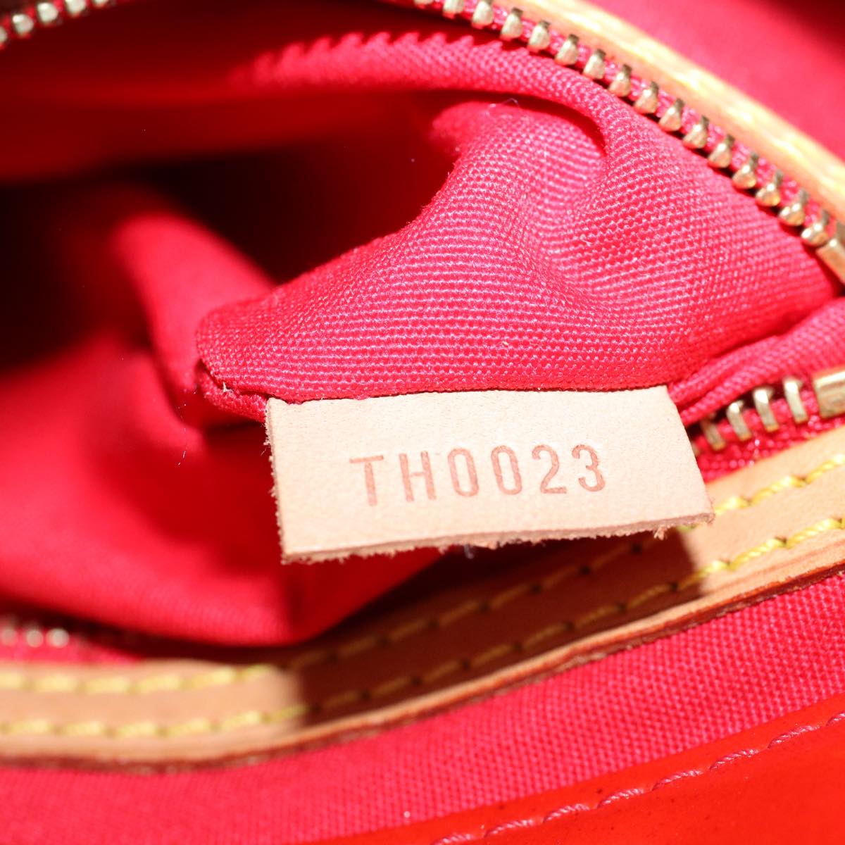 LOUIS VUITTON Monogram Vernis Reade PM Hand Bag Red M91088 LV yk8905
