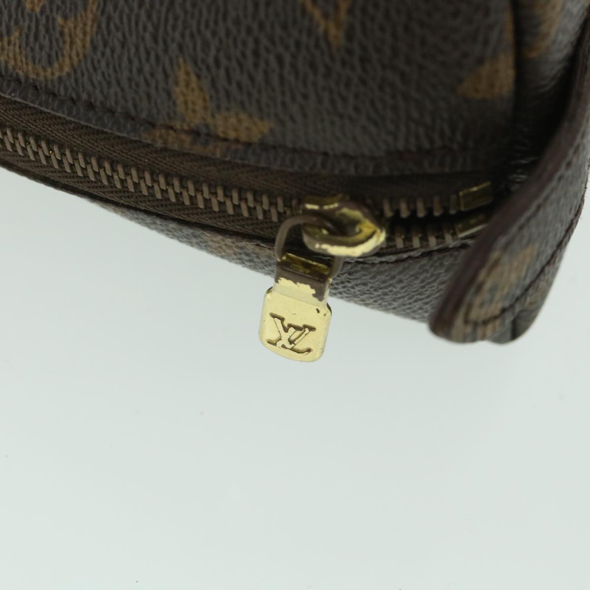 LOUIS VUITTON Monogram Trousse Demi Ronde Cosmetic Pouch M47520 LV yk8915