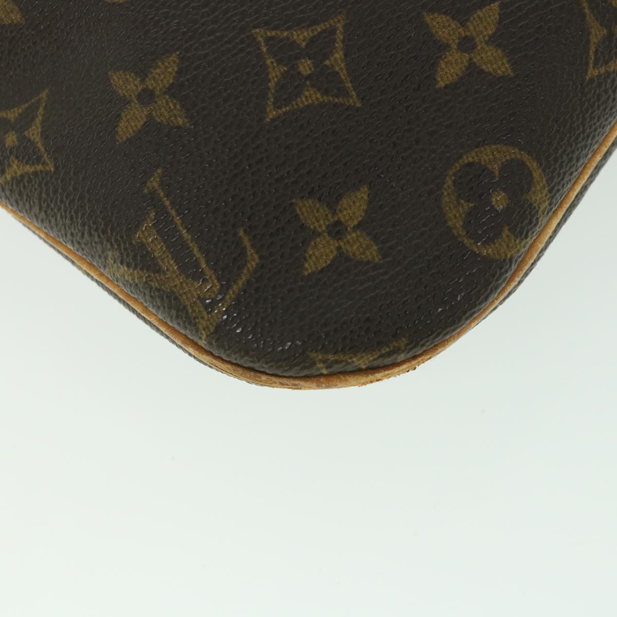 LOUIS VUITTON Monogram Pochette Bosphore Shoulder Bag M40044 LV yk8977