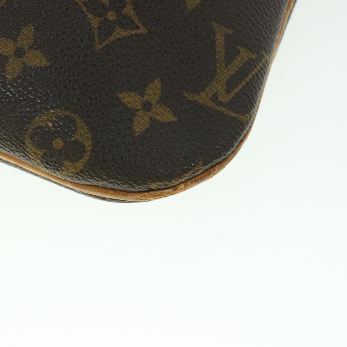 LOUIS VUITTON Monogram Pochette Bosphore Shoulder Bag M40044 LV yk8977
