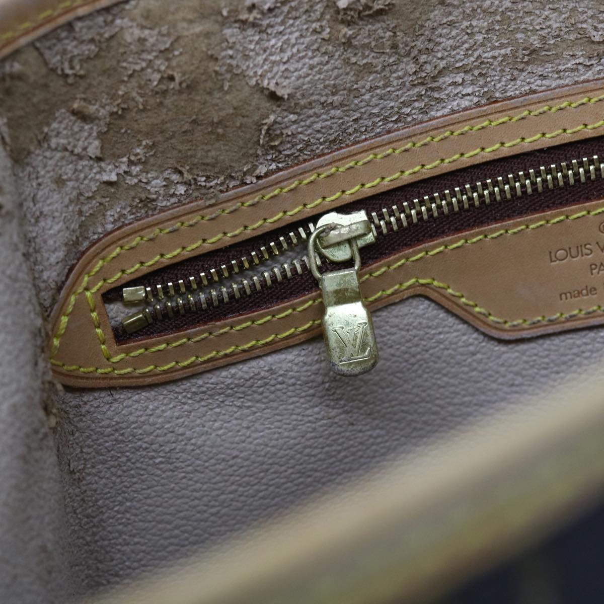LOUIS VUITTON Monogram Bucket GM Shoulder Bag M42236 LV yk9019