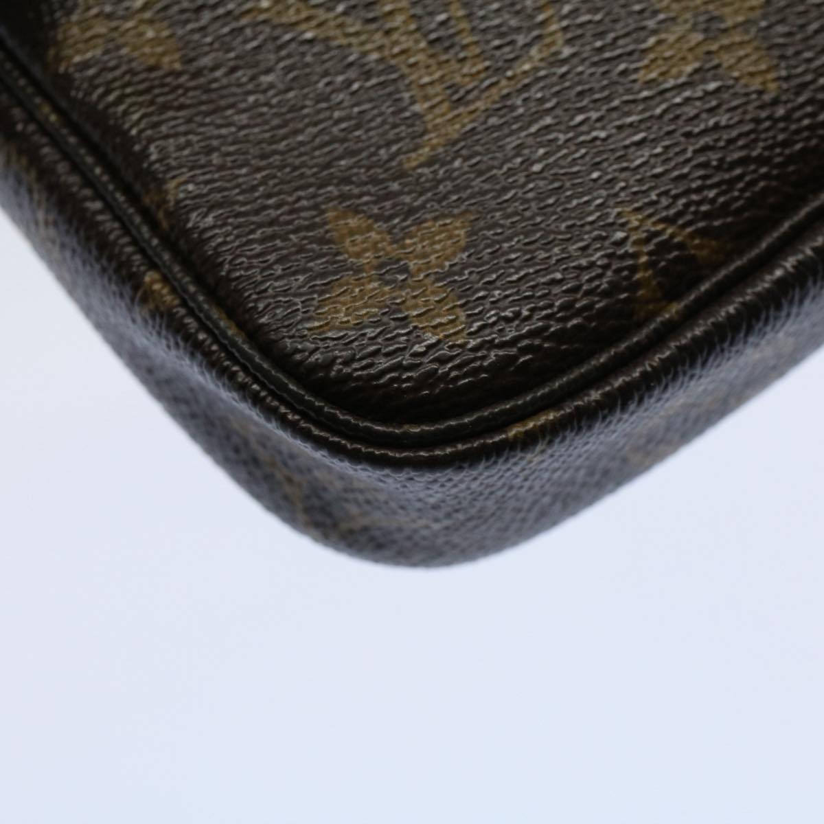 LOUIS VUITTON Monogram T&B Mini Pochette Accessoires Pouch M60153 LV yk9138