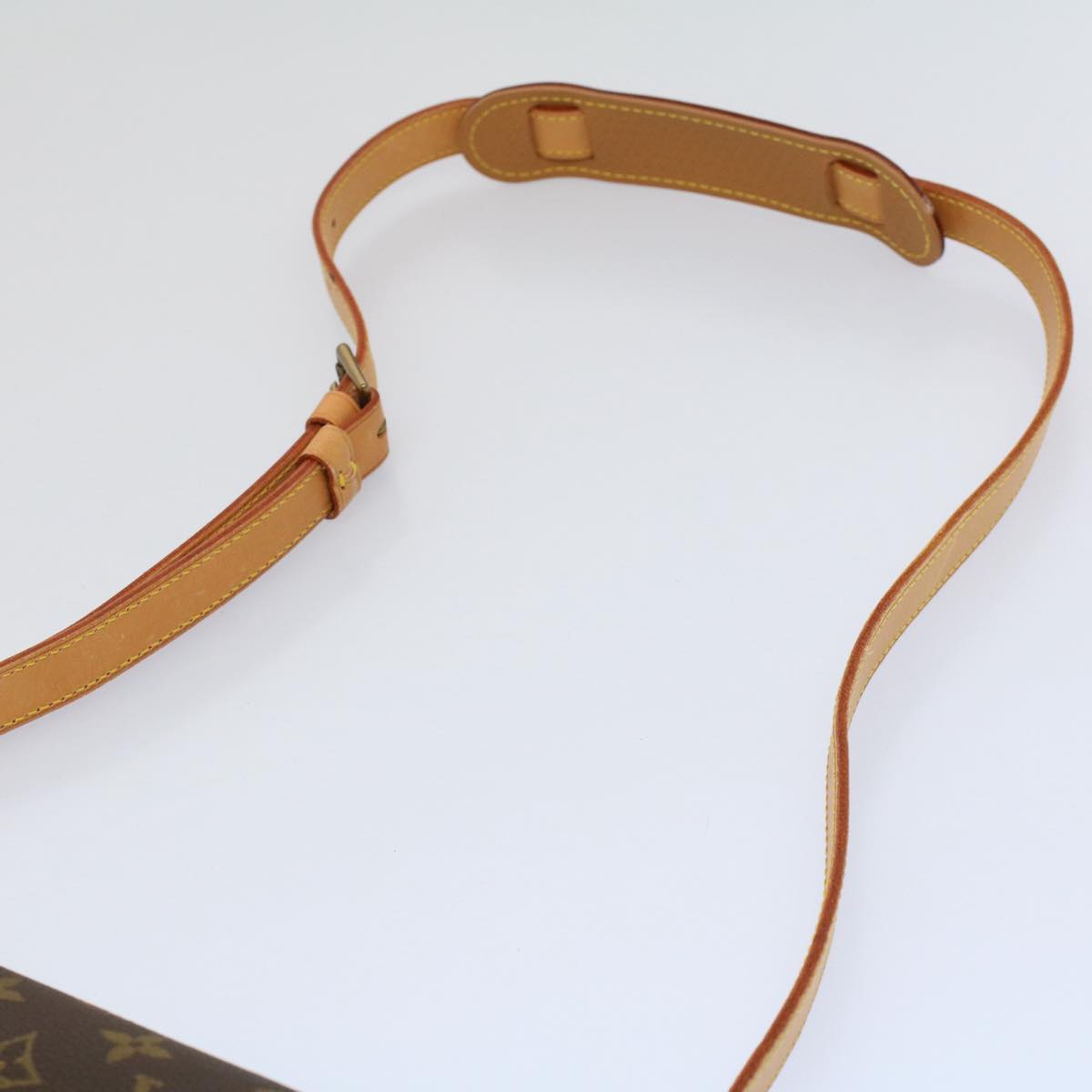 LOUIS VUITTON Monogram Saint Cloud GM Shoulder Bag M51242 LV yk9183