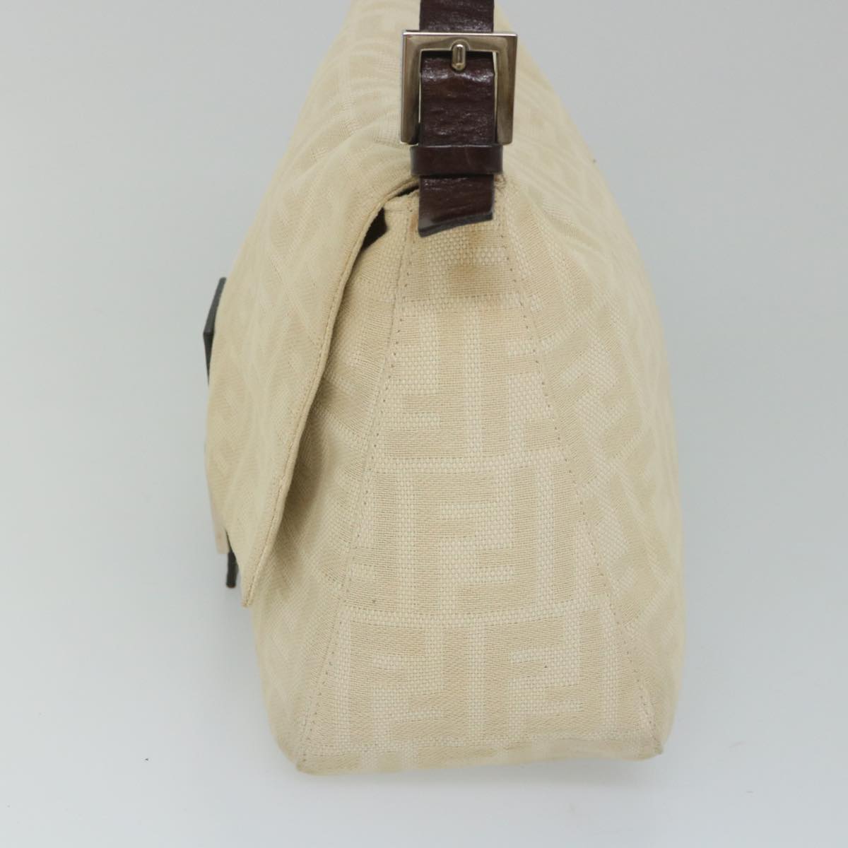 Luxury FendiZucca Canvas Mamma Baguette Shoulder Bag Beigeyk9224