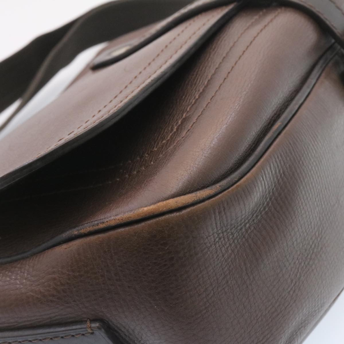 LOUIS VUITTON Utah Shoulder Bag Leather Brown LV yt676