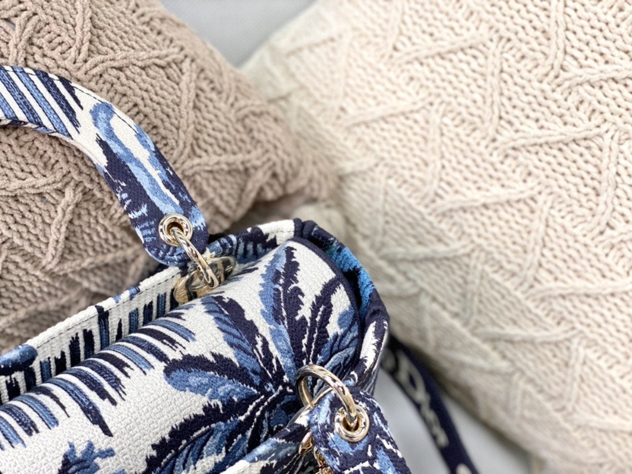 Luxury DiorMEDIUM LADY D-LITE BLUE PALMS EMBROIDERY