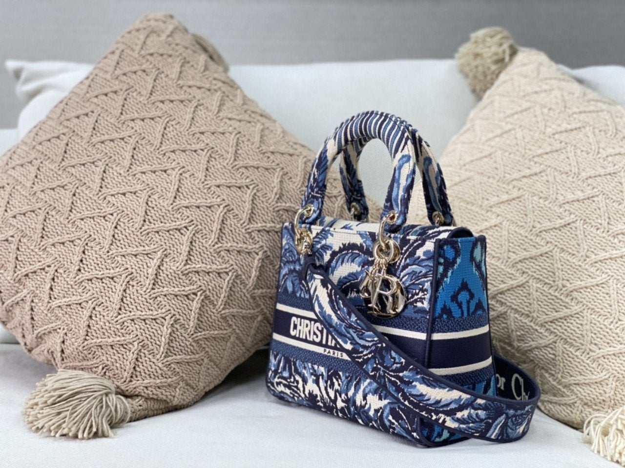Luxury DiorMEDIUM LADY D-LITE BLUE PALMS EMBROIDERY